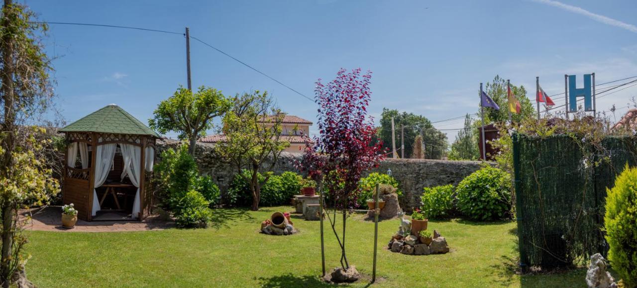 Hosteria Las Fuentes Rubayo Esterno foto