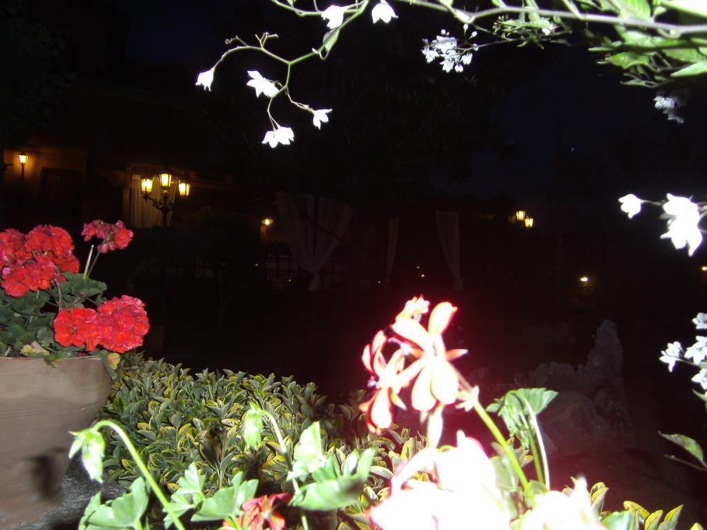 Hosteria Las Fuentes Rubayo Esterno foto