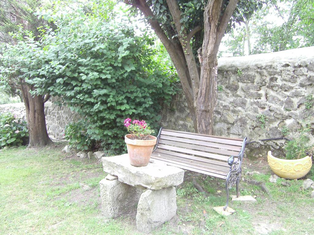 Hosteria Las Fuentes Rubayo Esterno foto