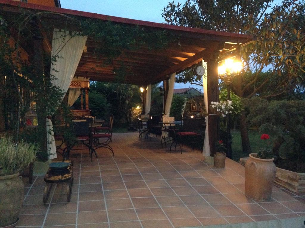 Hosteria Las Fuentes Rubayo Esterno foto